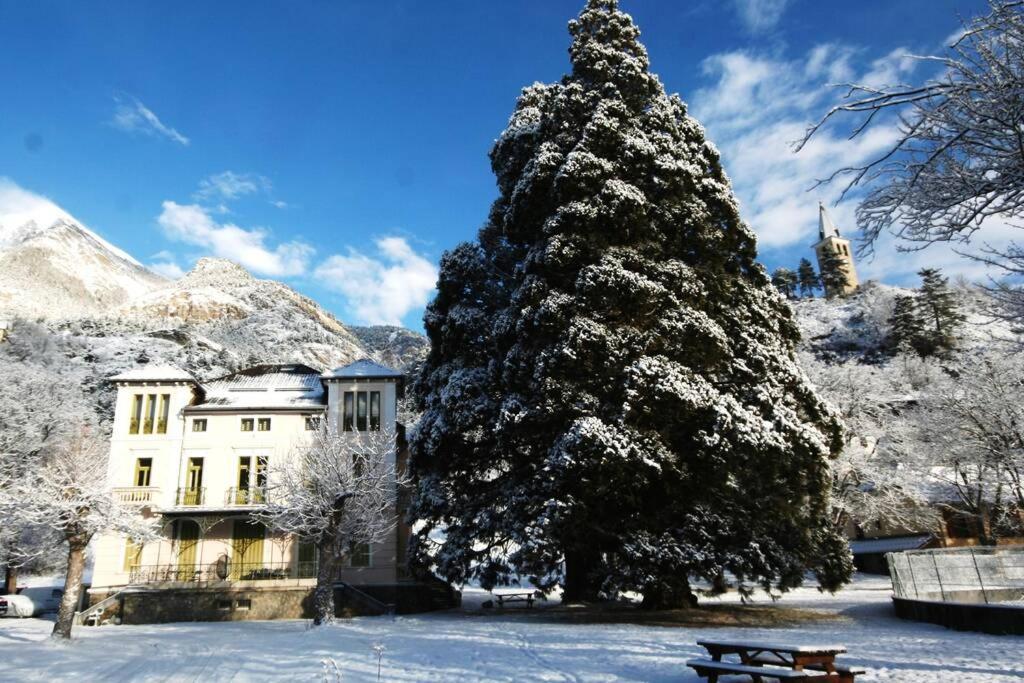 Suite Dans Villa Mexicaine Jausiers Exterior foto